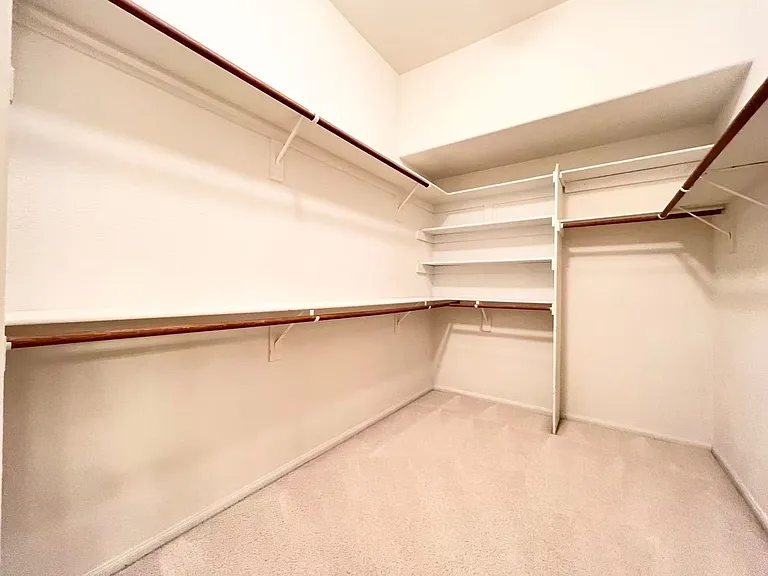 2105 Eaglepath Cir — Photo 23