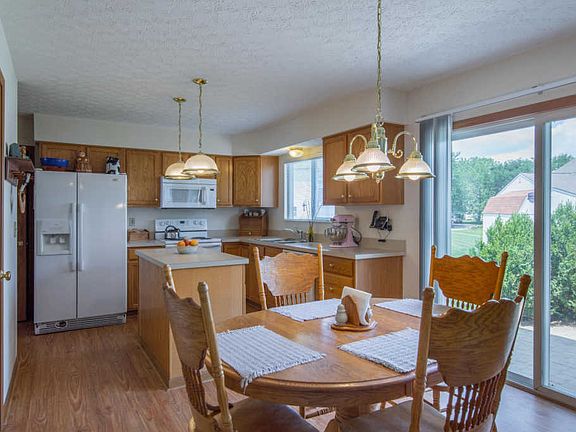 4th image of 106 Wyckshire Dr