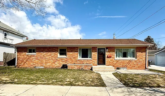 618 Ashland Ave — Photo 1