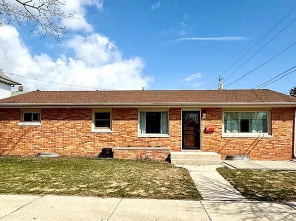 618 Ashland Ave, Sheboygan, WI 53081