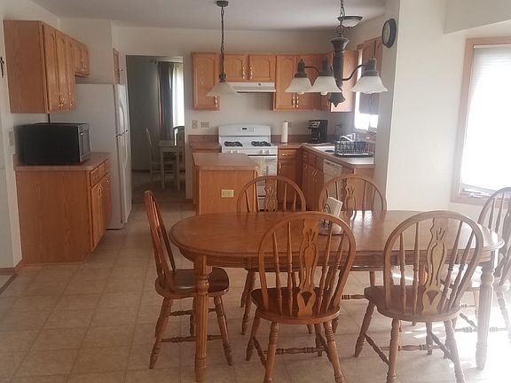 4th image of 8641 Wyman Dr