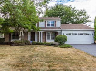 25 Labrador Dr, Rochester, NY 14616