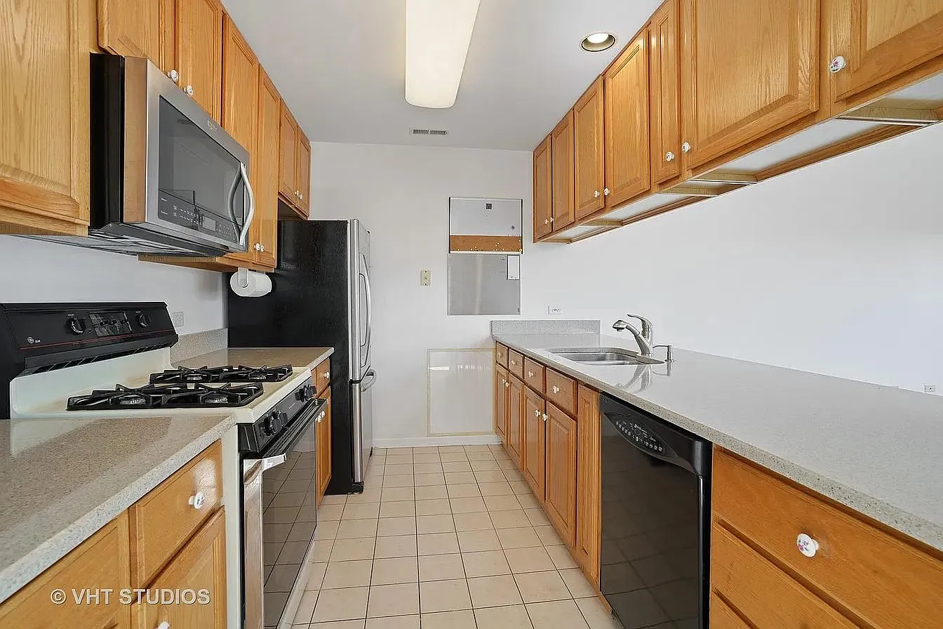161 S Evergreen Ave — Photo 4