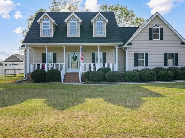 95 Cottle Lake Dr, Coats, NC 27521