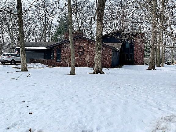 3rd image of 1680 Briarwood Ln