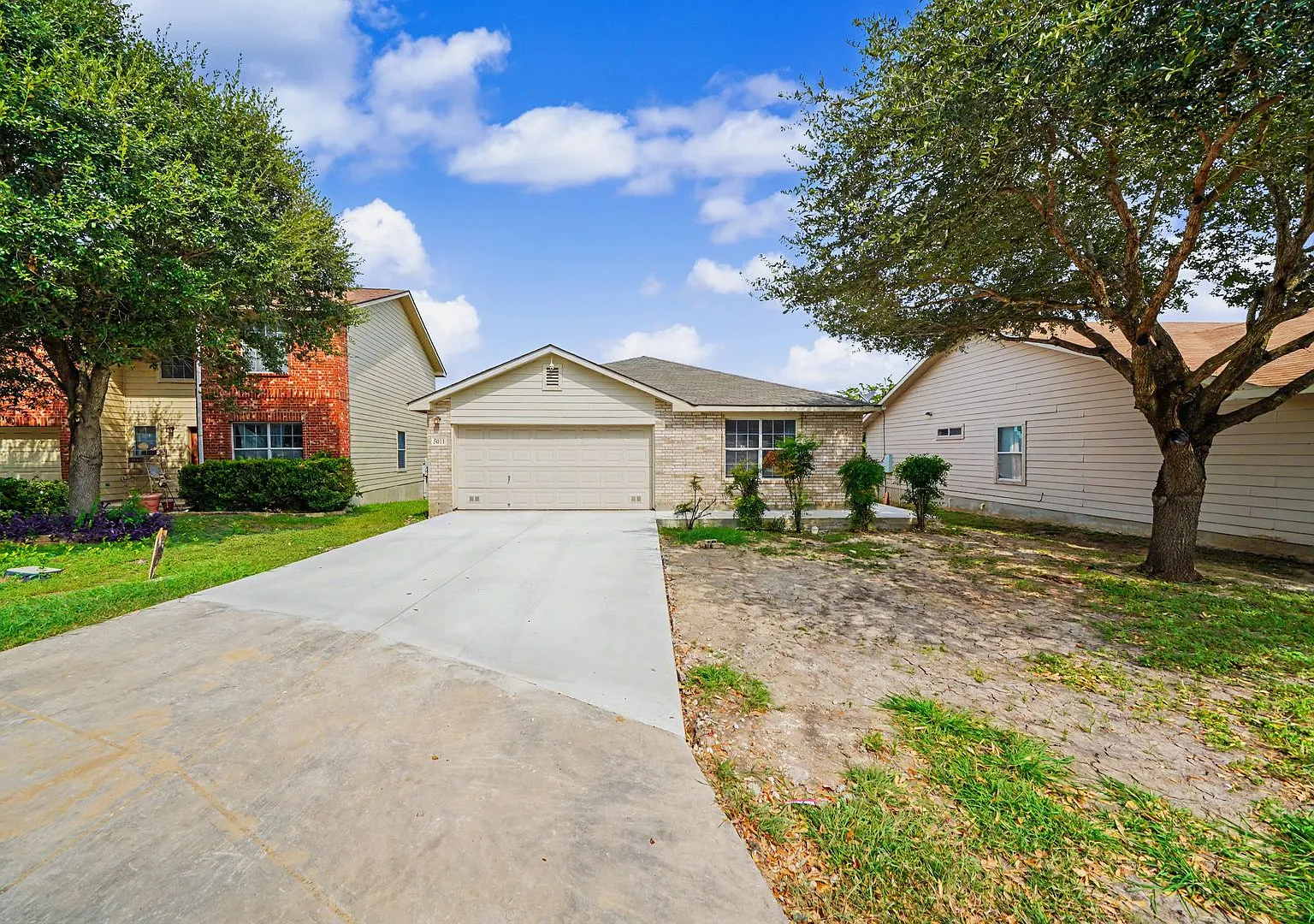 Spacious Single-Story Home in Highland Farms - Realtor Commission: $500 — Photo 2