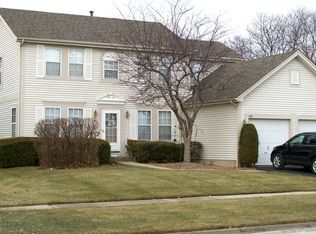 996 Georgian Pl, Bartlett, IL 60103
