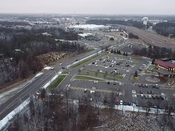 4th image of Isle Dr