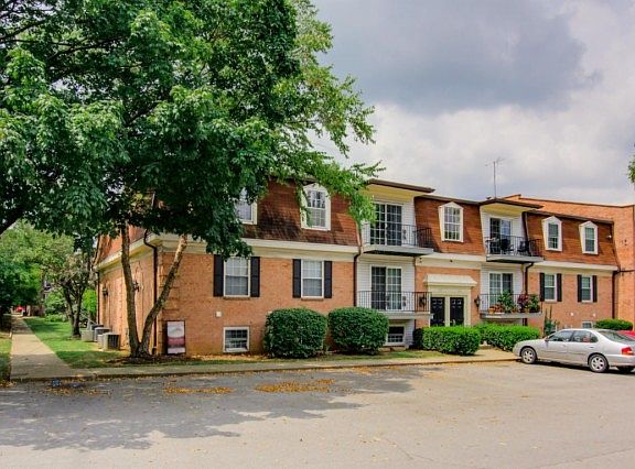 2nd image of 102 Algiers Ct #22