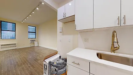 Rented by Bond New York