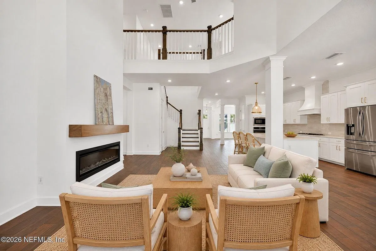 4 bed, 4.0 bath, 3128 sqft, $6,750 — Photo 4