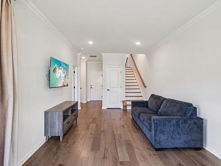 21 Dahlia Dr — Photo 32