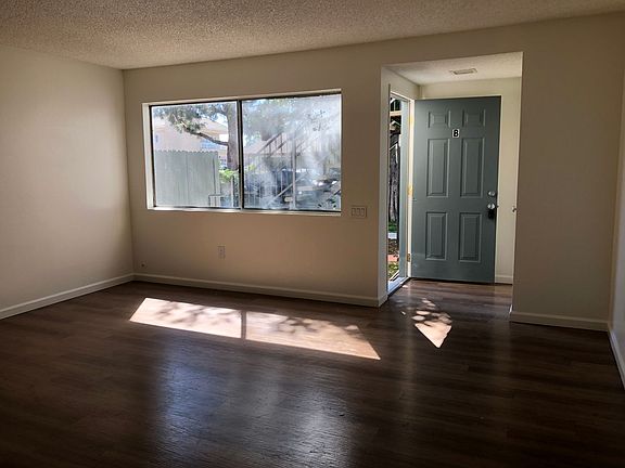 5th image of 2229 E Franzen Ave #B