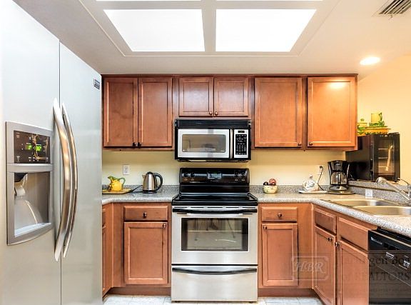 3rd image of 108 Coronado Dr