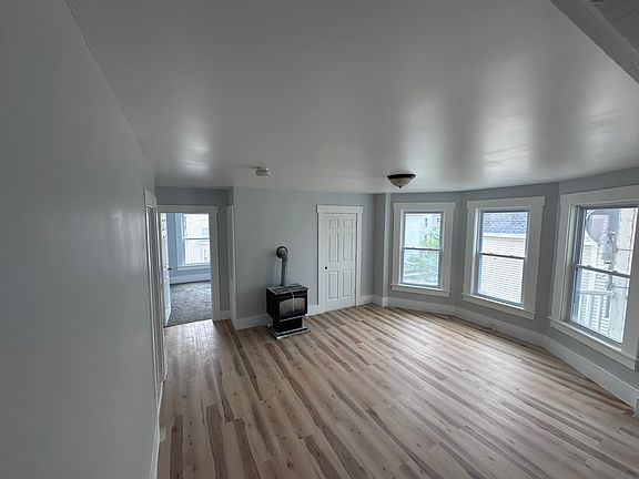 2nd image of 246 Grove St APT 3
