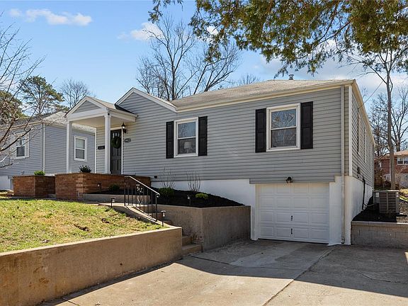 2nd image of 5912 Staely Ave