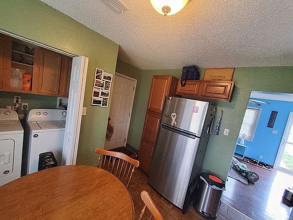 2nd image of 1947 Joy Ave