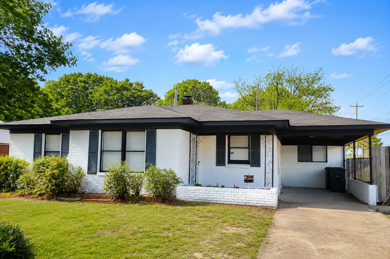 5028 Acorn Dr - 1 — Photo 1