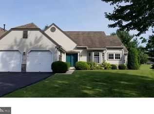 154 Hawthorne Ct, Wyomissing, PA