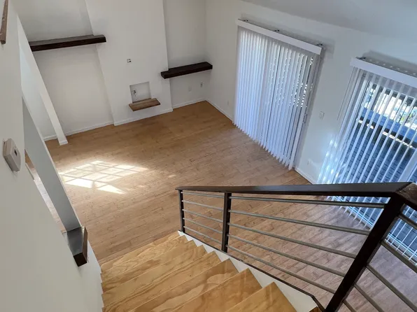 1247 Falling Water Dr SE, Smyrna, GA 30080