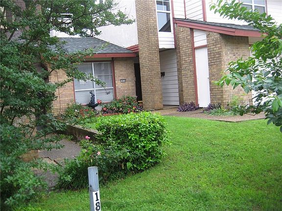 2nd image of 1818 Greenspring Cir