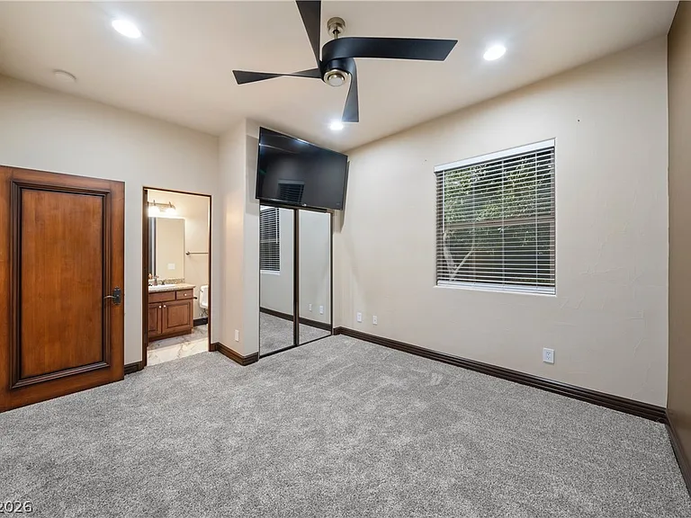 904 Calville Estates Ct — Photo 36
