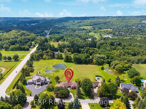 3rd image of 4 Ingleview Dr