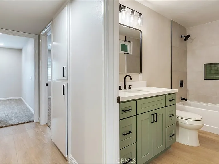 11119 Poplar St #D — Photo 21