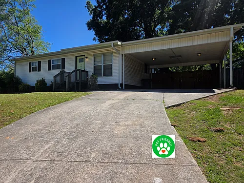 701 Argyle Rd NW Photo 1