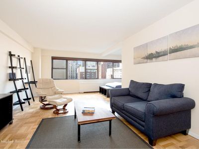345 E 69th St APT 10B, New York, NY, 10021