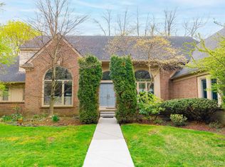 4599 Ravine Dr, Bloomfield Hills, MI 48301