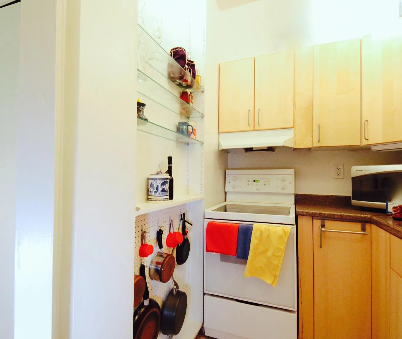 1 bed, 850 sqft, $2,200 — Photo 4