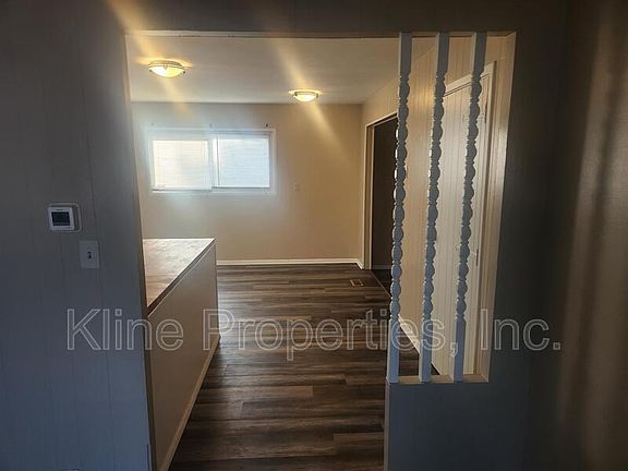 3rd image of 3633 Ireland Dr