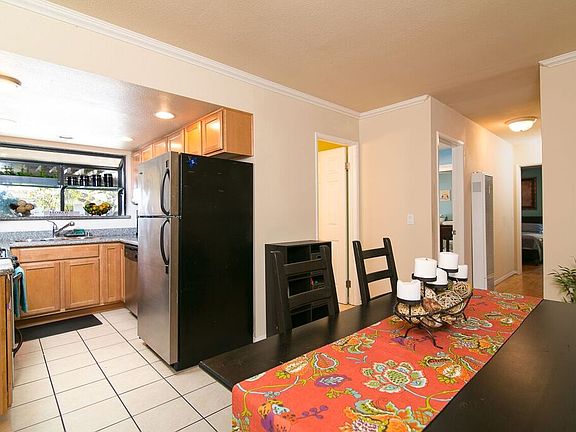 5th image of 3751 37th St Unit 1