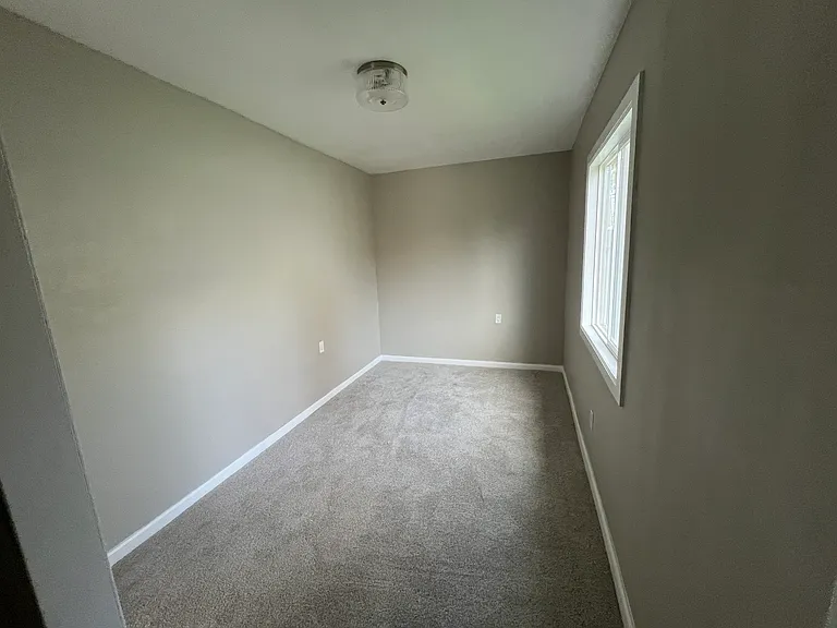 1310 Los Robles Blvd #B — Photo 12