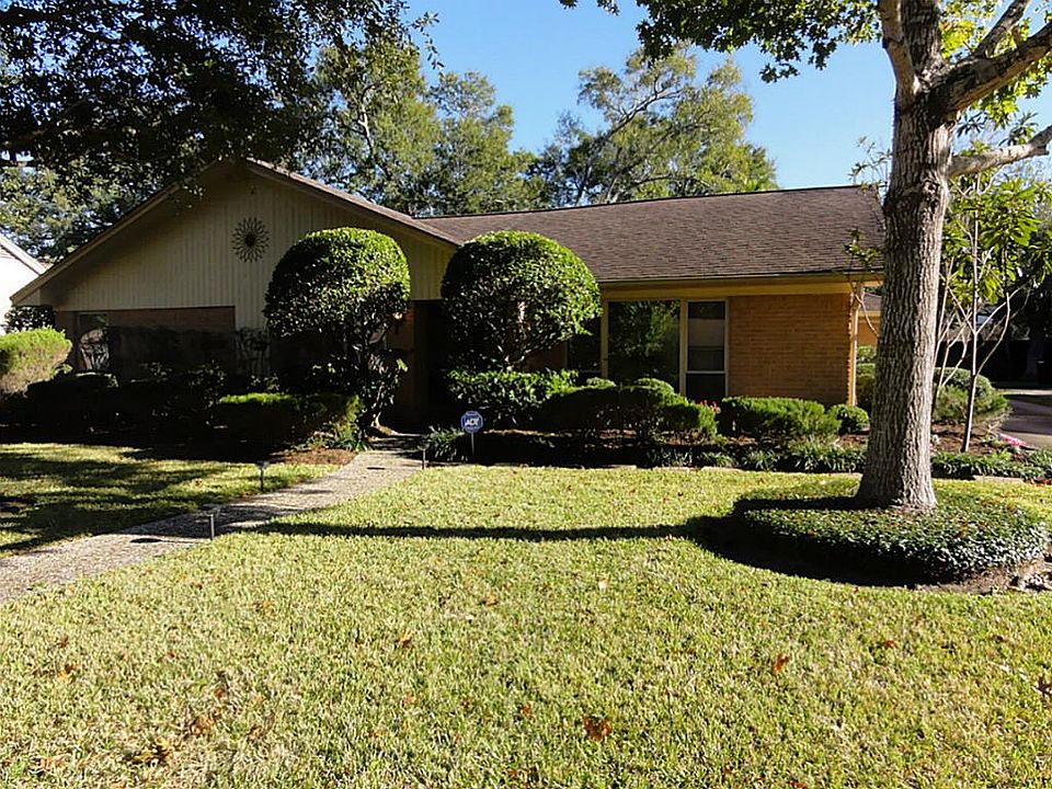 1st image of 1805 Claiborne Dr