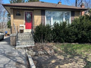 587 Harmony Rd S, Oshawa, ON L1H 6V4