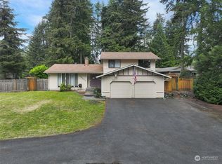 13007 Military Rd E, Puyallup, WA 98374