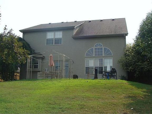 2nd image of 144 Primrose Cir