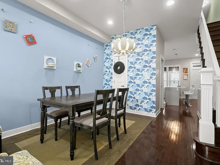943 N Patterson Park Ave — Photo 5