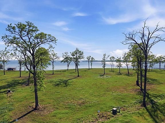 5th image of 10 Island View Rd