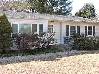 1st image of 134 Tracy Cir