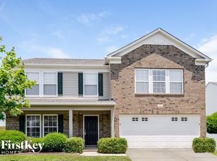 332 Zander Woods Ct, Mount Holly, NC 28120