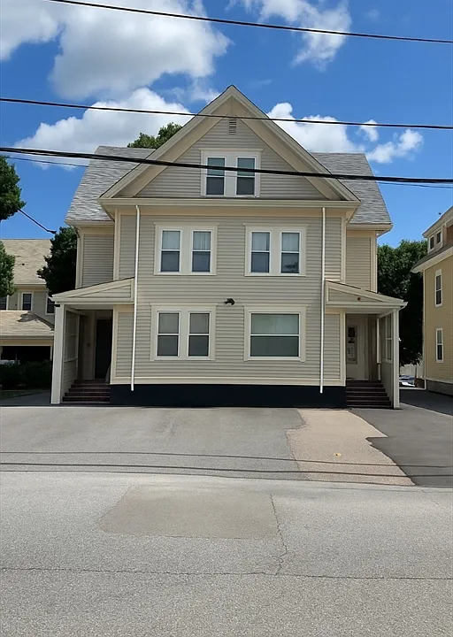 13 Broad St #3