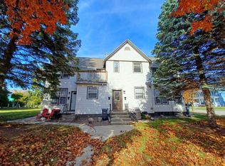 1202 Madison St #3, Manitowoc, WI 54220