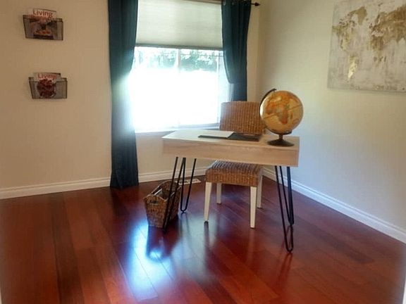 5th image of 7206 Fern Vista Pl SW