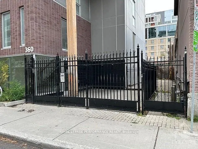 2 bed, $1,950 — Photo 3