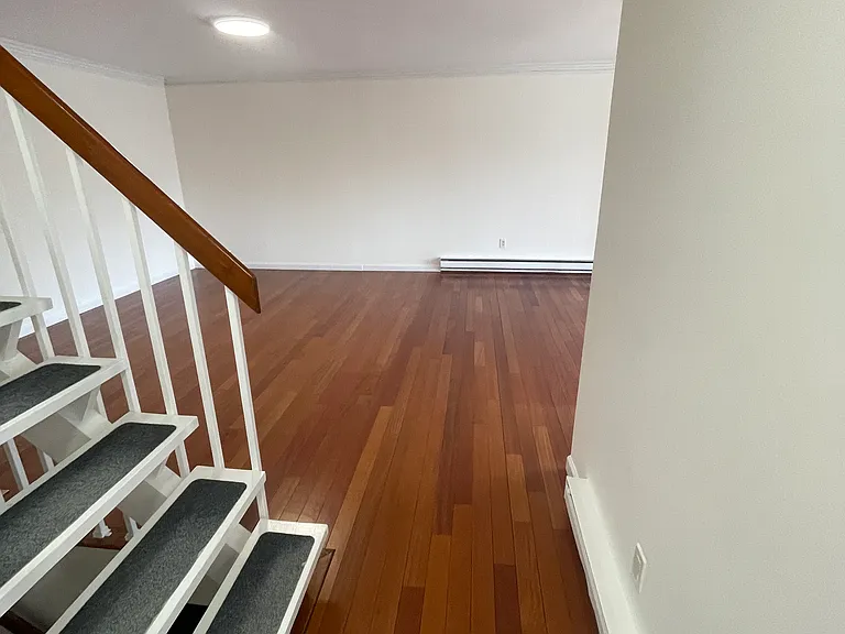 180 Glenbrook Rd #55 — Photo 4