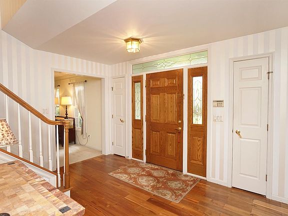 3rd image of 11630 Windy Hill Ct