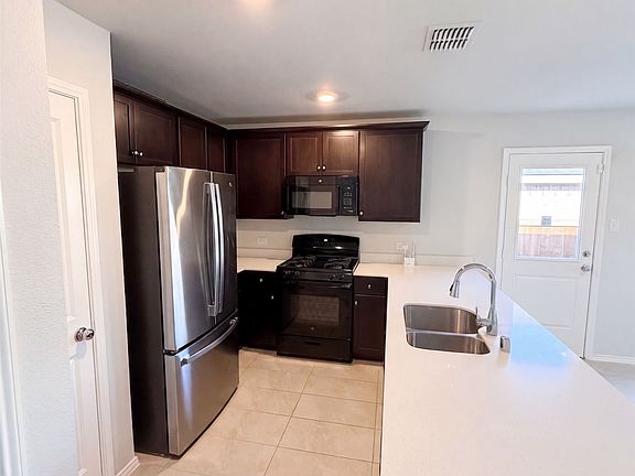 2nd image of 3617 Harper St
